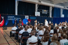 W HOŁDZIE NIEPODLEGŁEJ