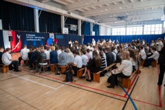 W HOŁDZIE NIEPODLEGŁEJ